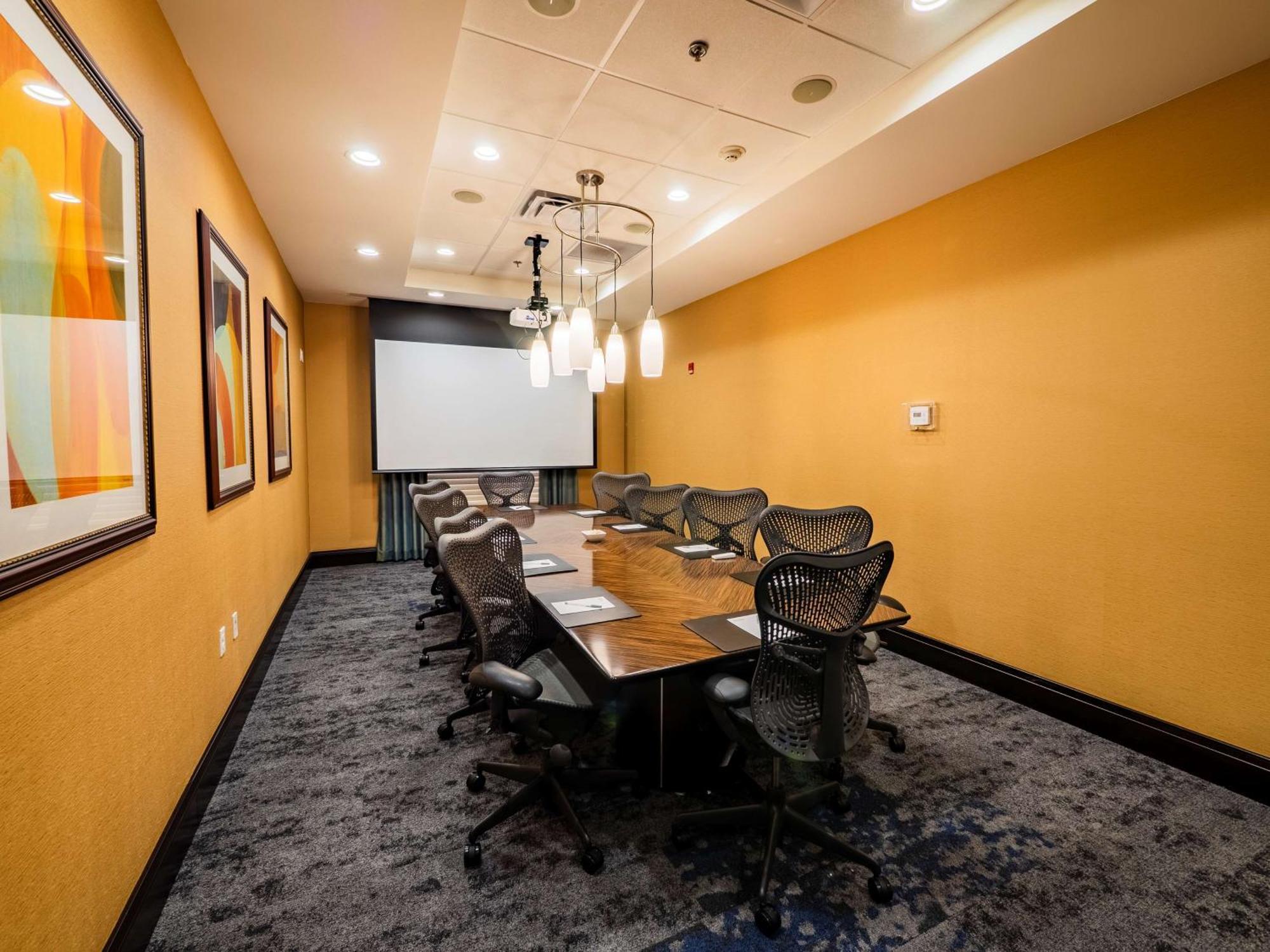 Hilton Garden Inn Atlanta South-Mcdonough Bagian luar foto